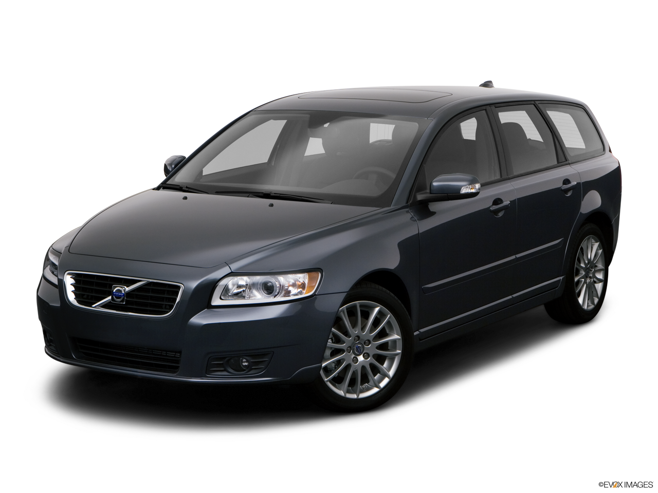 Замена лобового стекла Volvo V50 I restayling